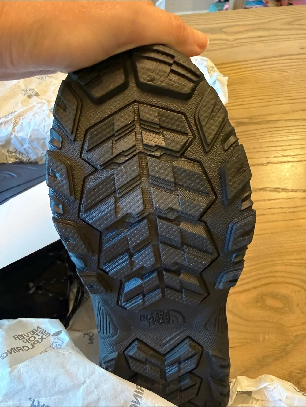 The North Face Teen Alpenglow V Waterproof Boot , Size 7